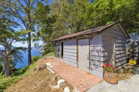 $1,995,000 | 51404 Partington Ridge Road, Big Sur, CA 93920