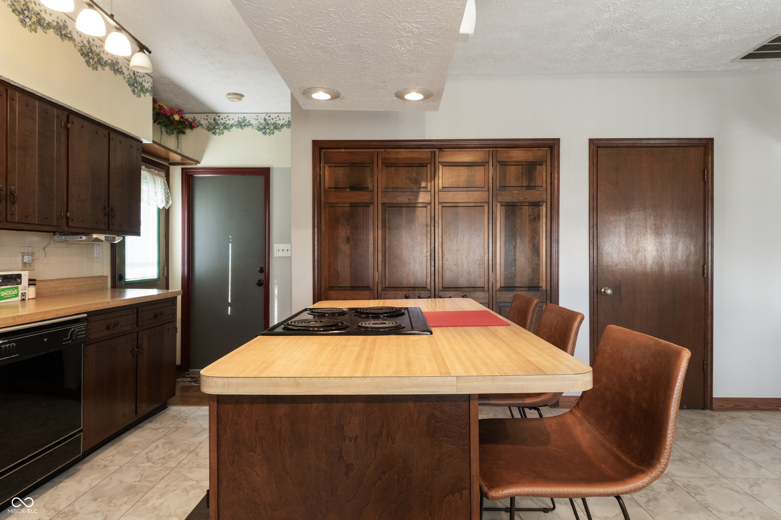 5601 Riva Ridge Drive Indianapolis, IN 46237 - Photo 11 of 43