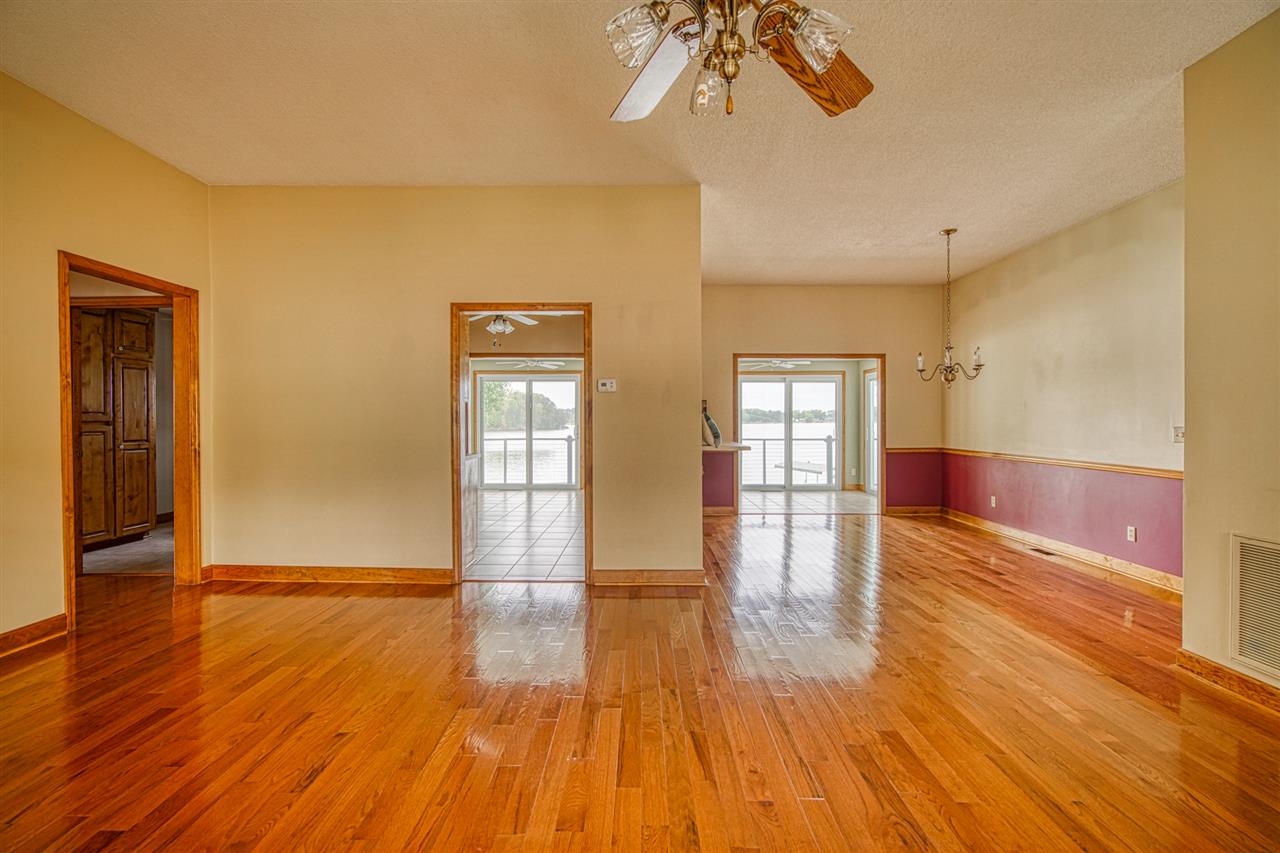 572 Brown Arrow Circle Inman, SC 29349 - Photo 5 of 33 Gallery Image 5