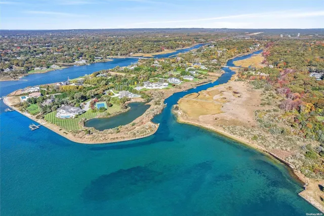 $2,149,000 | 3 Brushy Neck Lane, Westhampton, NY 11977