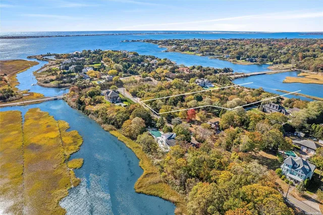 $2,149,000 | 3 Brushy Neck Lane, Westhampton, NY 11977