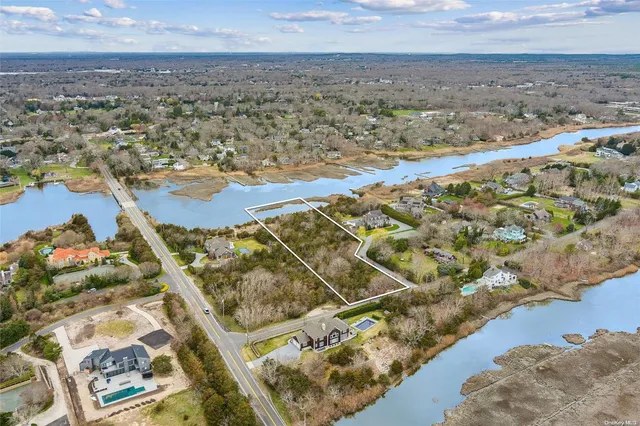 $2,149,000 | 3 Brushy Neck Lane, Westhampton, NY 11977