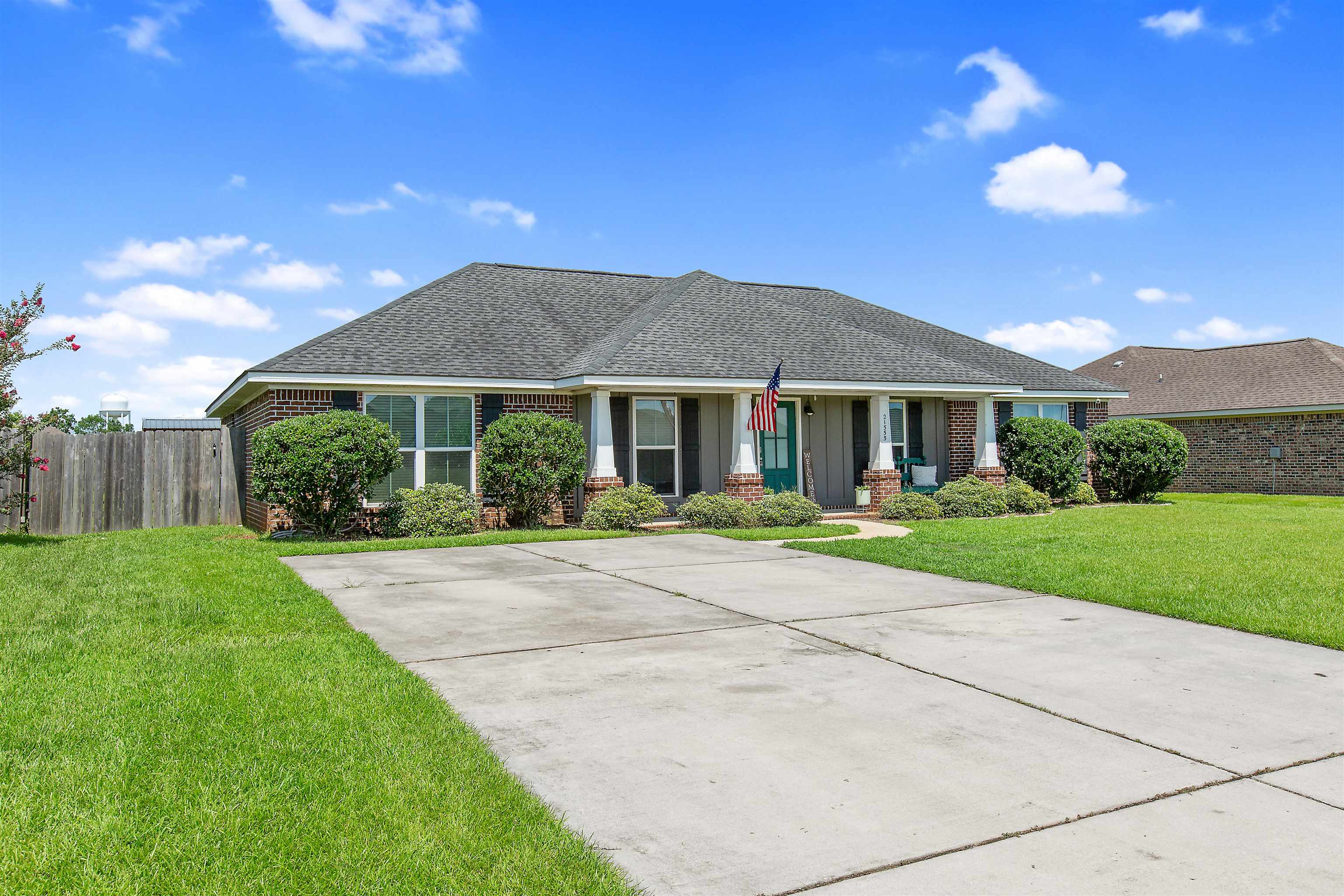 21555 Talbot Lane Robertsdale, AL 36567 - Photo 3 of 19 FrontOfStructure