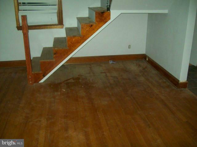 923 Sue Grove Road Baltimore, MD 21221 - Photo 5 of 10 Interior (General)