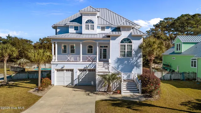 $999,000 | 106 Key W Lane, Newport, NC 28570