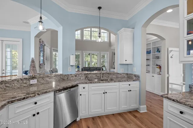 $999,000 | 106 Key W Lane, Newport, NC 28570