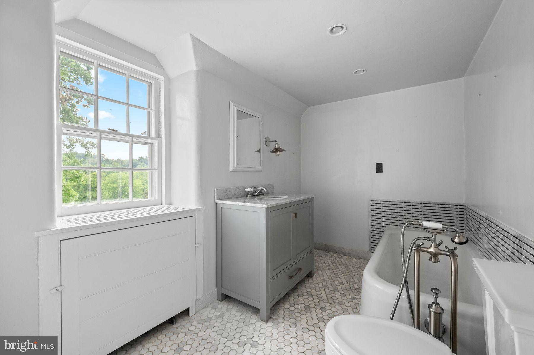 1266 Gulph Creek Drive Wayne, PA 19087 - Photo 37 of 72