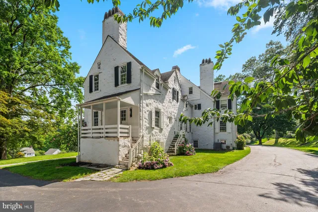 $2,295,000 | 1266 Gulph Creek Drive, Wayne, PA 19087
