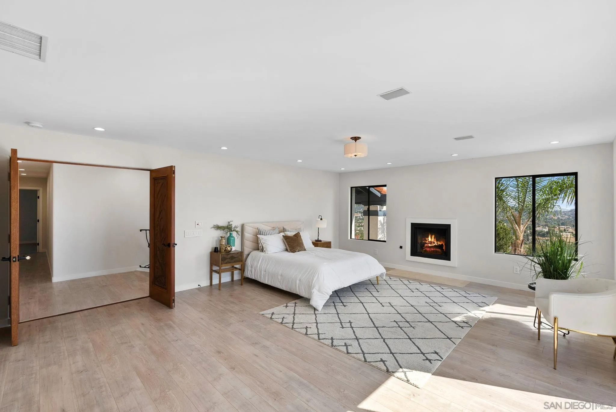 2044 Eula Lane El Cajon, CA 92019 - Photo 15 of 47 a living room with furniture