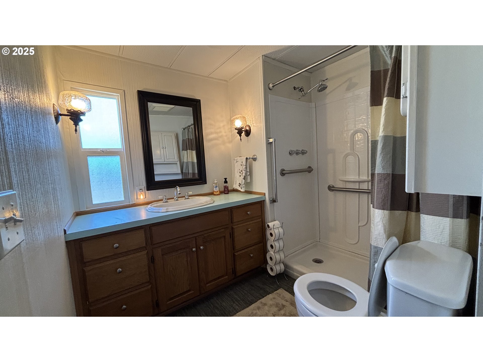 17655 Southeast Bluff Road, Unit 33 Sandy, OR 97055 - Photo 17 of 30 Gallery Image 17