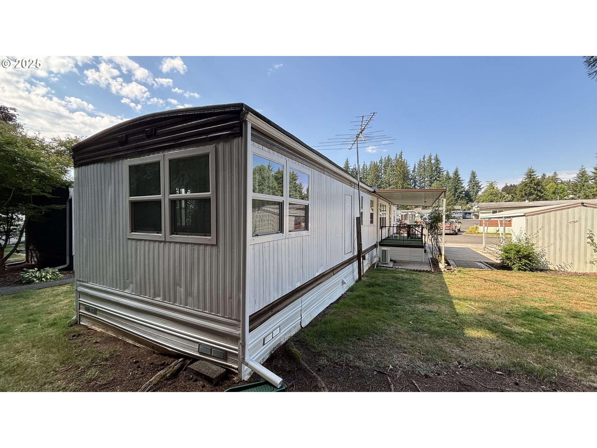 17655 Southeast Bluff Road, Unit 33 Sandy, OR 97055 - Photo 23 of 30 Gallery Image 23