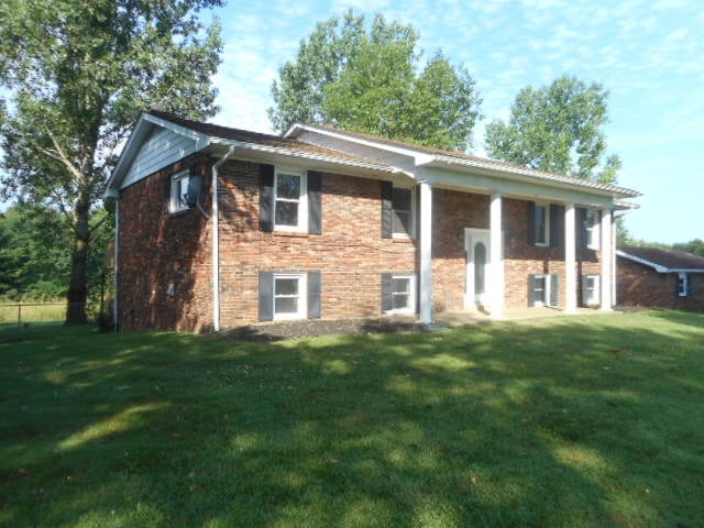 1041 Phillips Road Smiths Grove, KY 42171 - Photo 3 of 31 Gallery Image 3