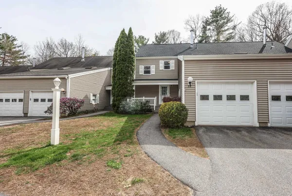 $425,000 | 38 Winterwood Drive, Londonderry, NH 03053