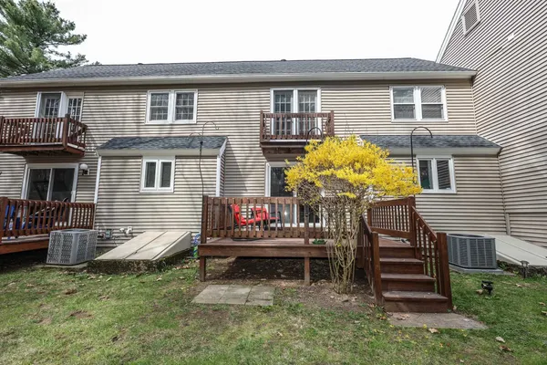 $425,000 | 38 Winterwood Drive, Londonderry, NH 03053