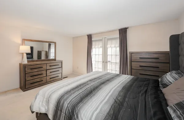 $425,000 | 38 Winterwood Drive, Londonderry, NH 03053