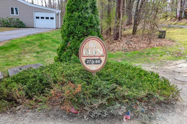 $425,000 | 38 Winterwood Drive, Londonderry, NH 03053