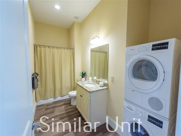 $3,760 | 34 Franklin Street, Unit 225, Nashua, NH 03064