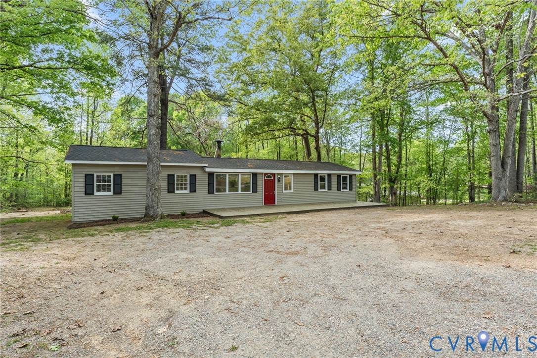 2335 George's Road Bumpass, VA 23024 - Photo 21 of 26
