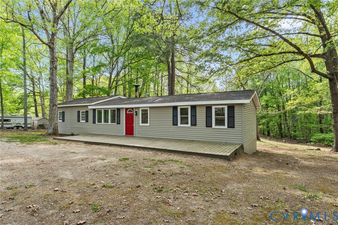 2335 George's Road Bumpass, VA 23024 - Photo 22 of 26