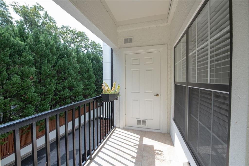 3275 Lenox Road Northeast, Unit 207 Atlanta, GA 30324 - Photo 11 of 32