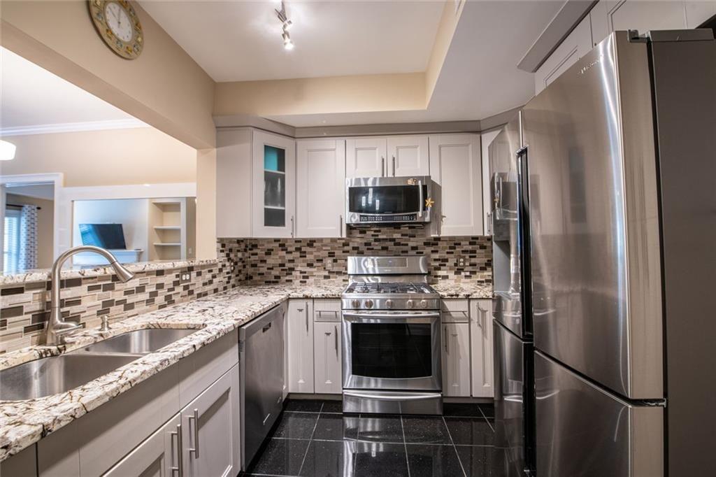 3275 Lenox Road Northeast, Unit 207 Atlanta, GA 30324 - Photo 5 of 32