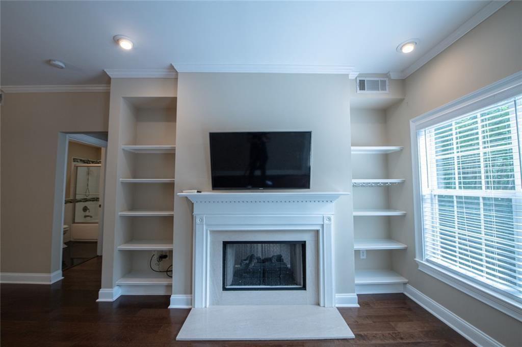 3275 Lenox Road Northeast, Unit 207 Atlanta, GA 30324 - Photo 10 of 32