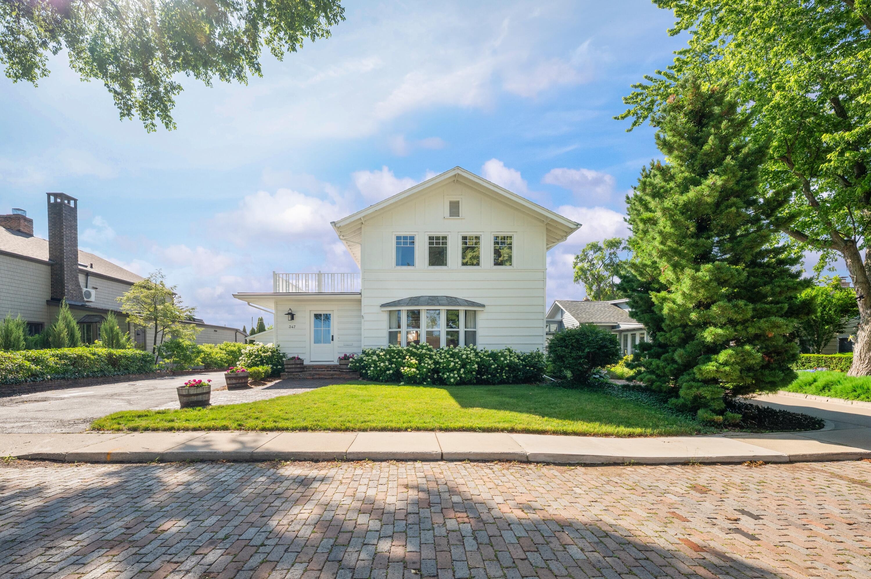 347 Ridgeway Street St. Joseph, MI 49085 - Photo 5 of 44 347 Ridgeway