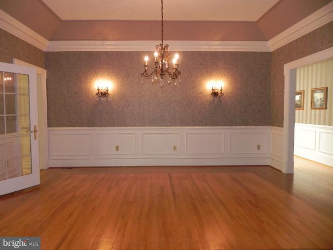 1625 Wyatts Ridge Road Crownsville, MD 21032 - Photo 3 of 30 Dining Room