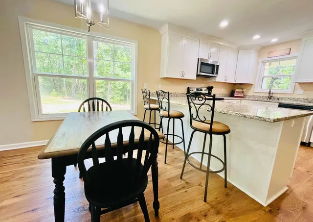 $264,000 | 299 Country Club Road, St. Matthews, SC 29135