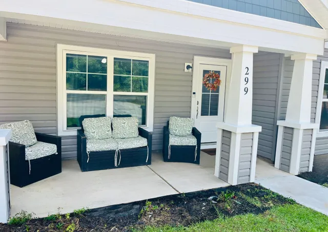 $264,000 | 299 Country Club Road, St. Matthews, SC 29135