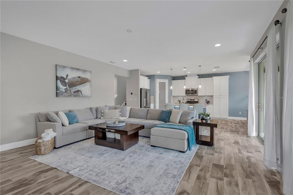 6457 Seasound Drive Apollo Beach, FL 33572 - Photo 11 of 44