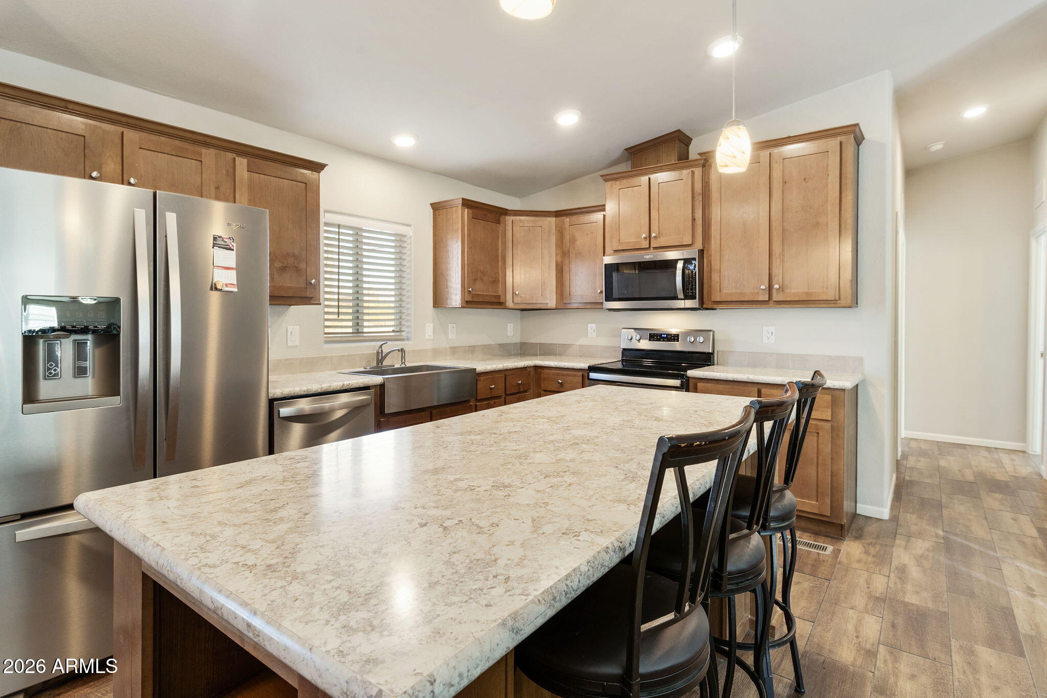 775 North Hilton Road Apache Junction, AZ 85119 - Photo 2 of 43 44-web-or-mls-dlb_4583-dlb_4587