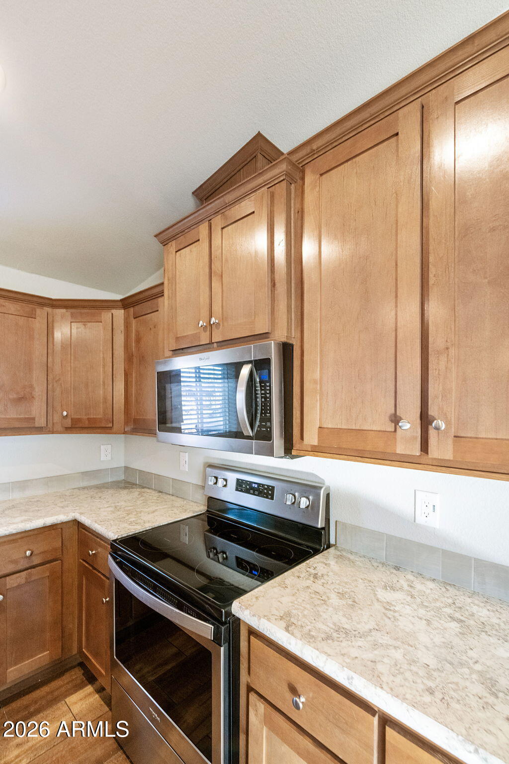 775 North Hilton Road Apache Junction, AZ 85119 - Photo 7 of 43 19-web-or-mls-DLB_4533