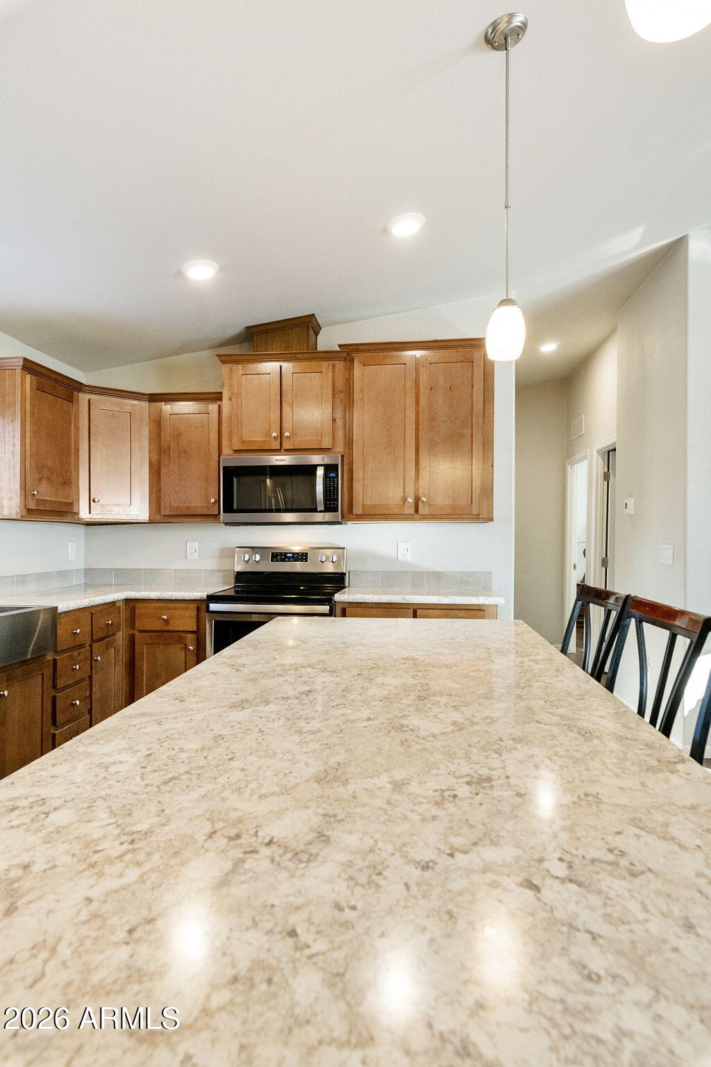 775 North Hilton Road Apache Junction, AZ 85119 - Photo 9 of 43 22-web-or-mls-DLB_4536