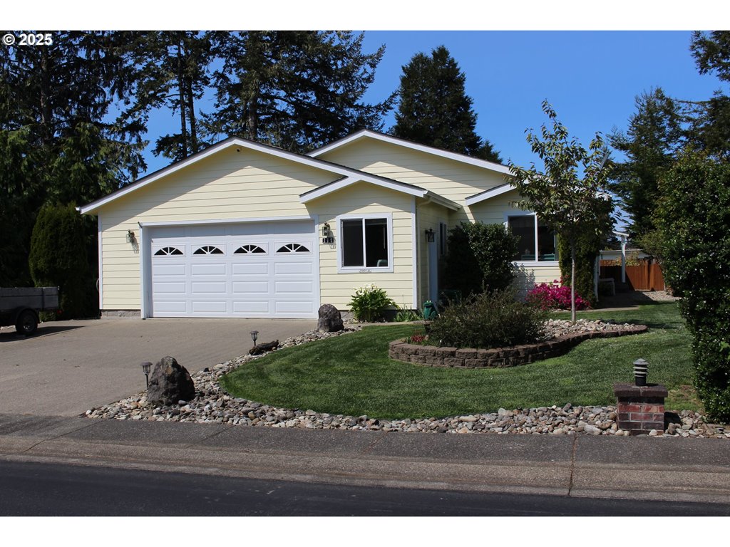 119 Jensen Way Lakeside, OR 97449 - Photo 1 of 44