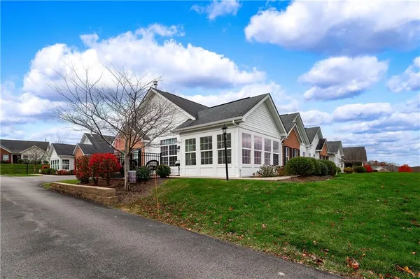 $399,000 | 1031 Silver Oak Drive, Renfrew, PA 16053