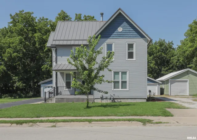 $176,900 | 335 South Stewart Street, Geneseo, IL 61254