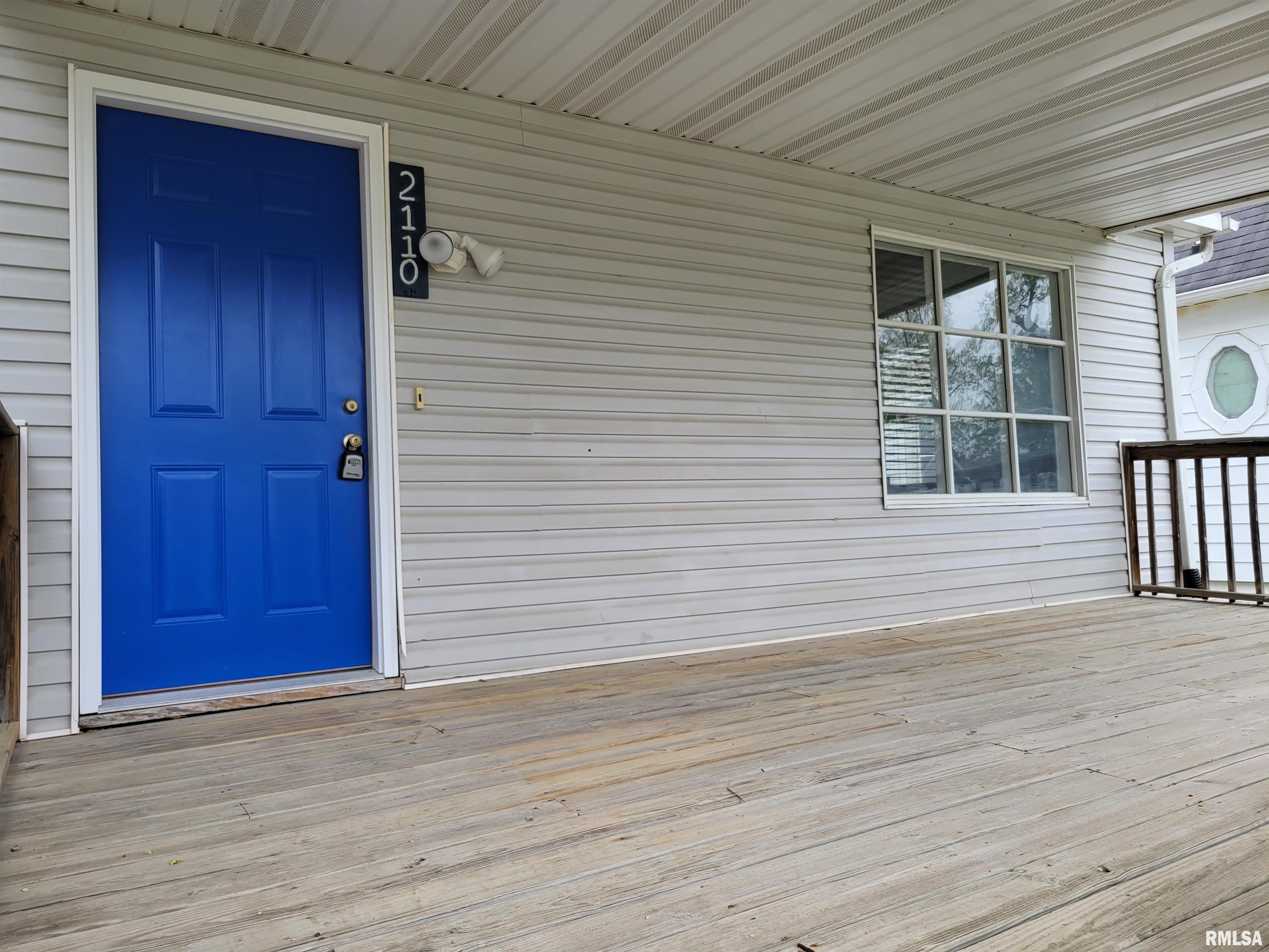 2110 South 10th Street Springfield, IL 62703 - Photo 5 of 29