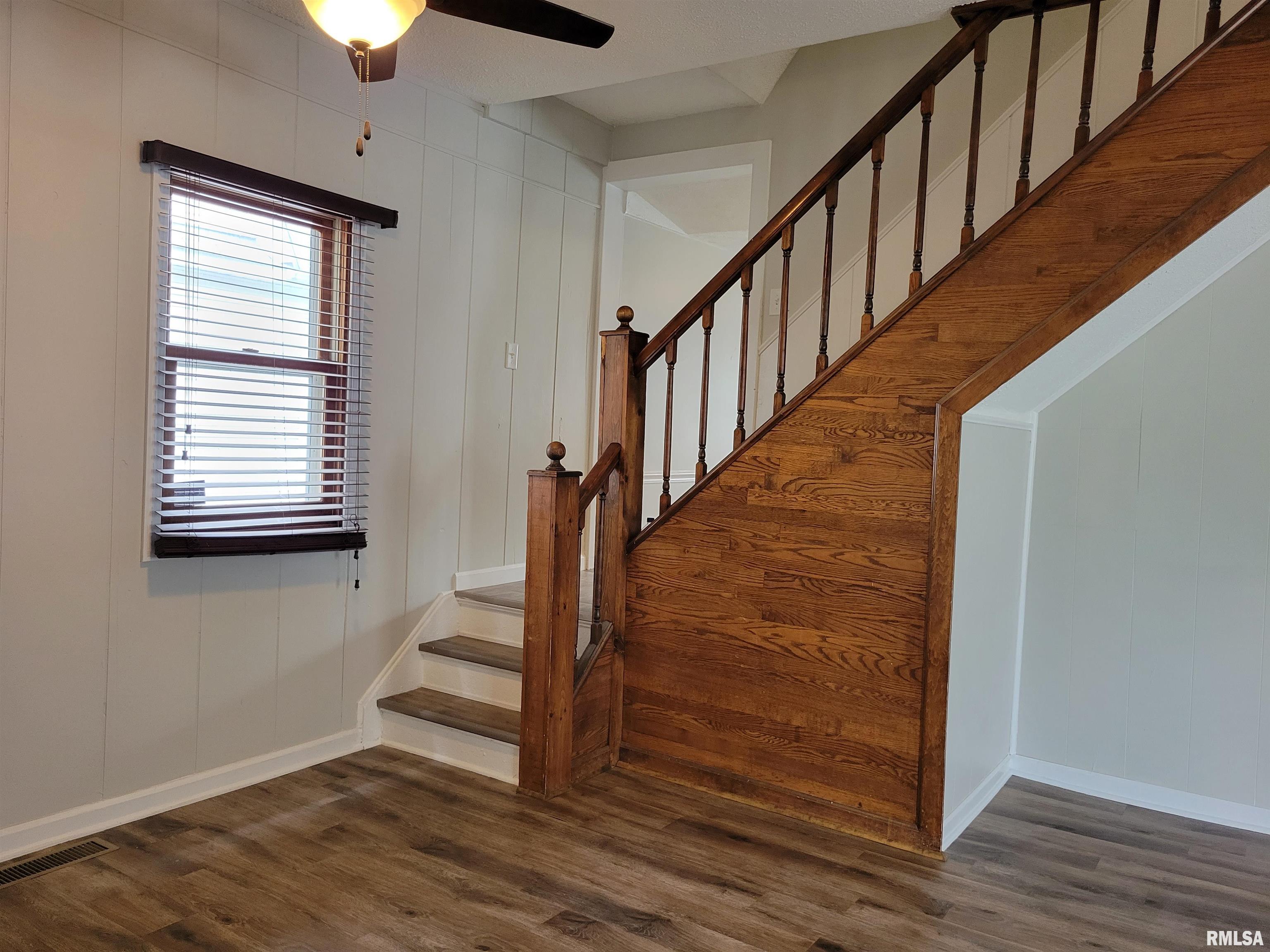 2110 South 10th Street Springfield, IL 62703 - Photo 9 of 29