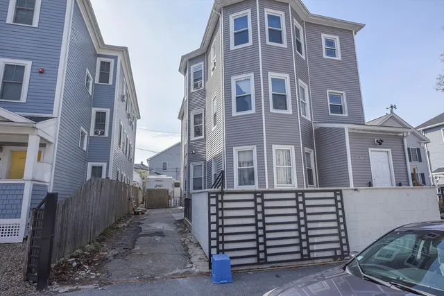 $690,000 | 117 Piedmont Street, Worcester, MA 01609