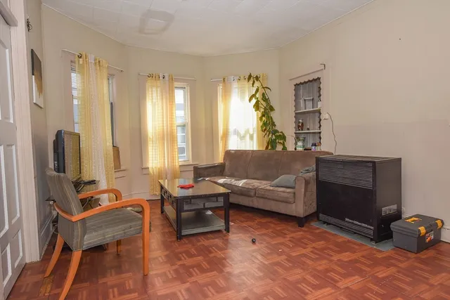 $690,000 | 117 Piedmont Street, Worcester, MA 01609