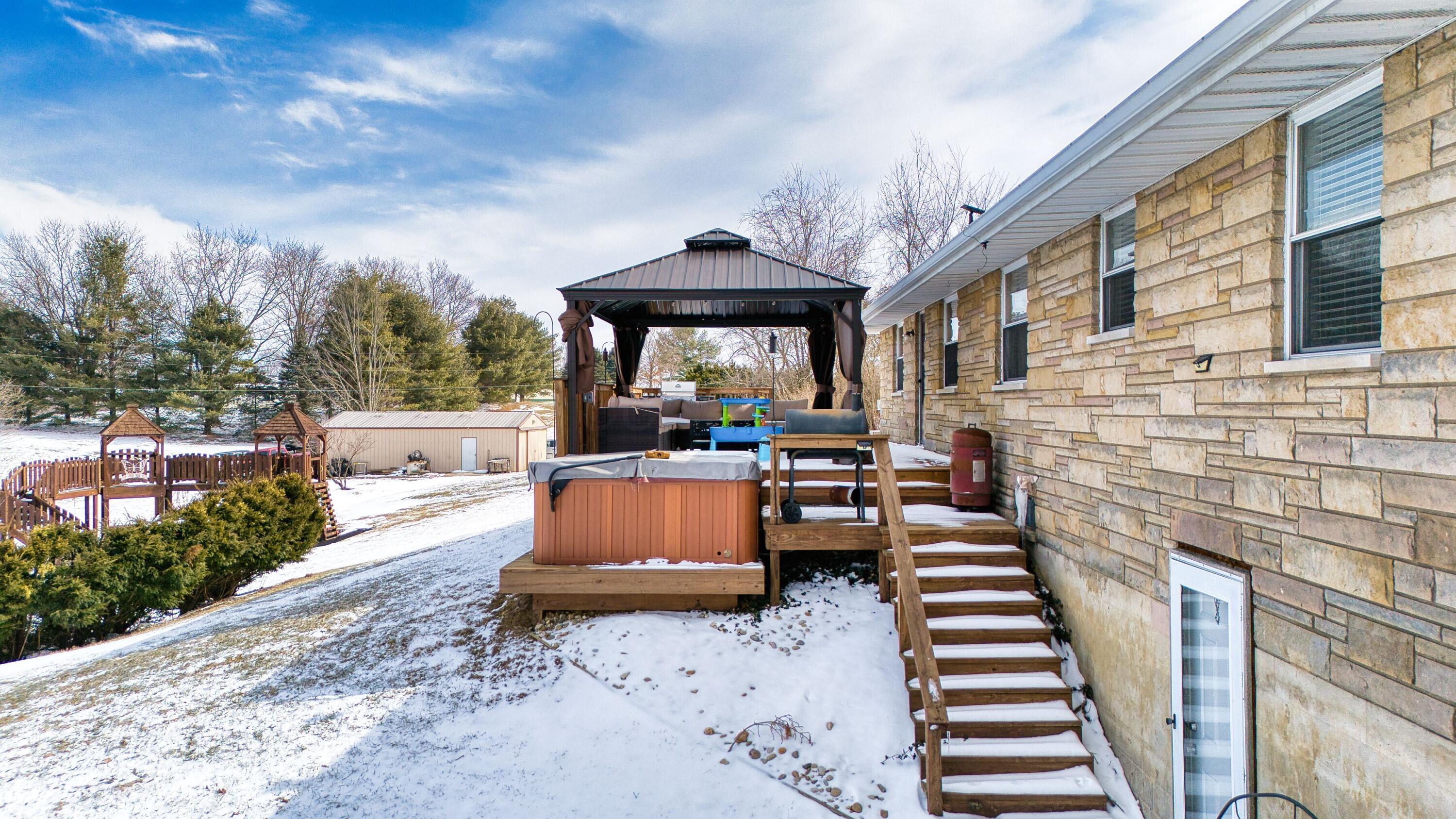 5380 Lithopolis Road Northwest Lancaster, OH 43130 - Photo 11 of 58 DJI_20250222120446_0122_D_hdr