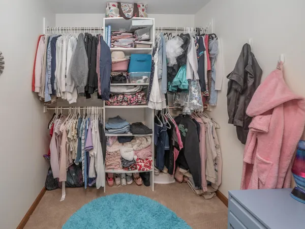 $516,500 | 47178 Woodfield Drive, Mattawan, MI 49071