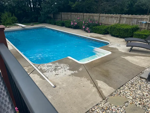 $516,500 | 47178 Woodfield Drive, Mattawan, MI 49071