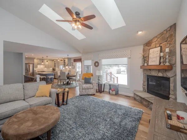 $516,500 | 47178 Woodfield Drive, Mattawan, MI 49071