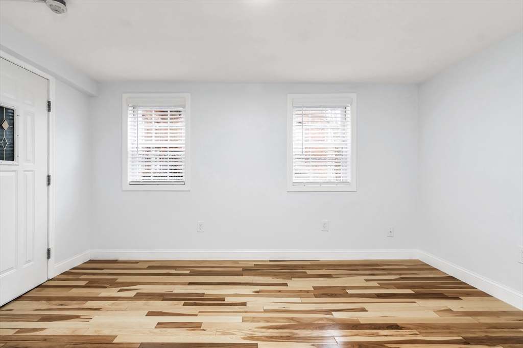 193 Appleton Street, Unit 3 Lowell, MA 01852 - Photo 11 of 27