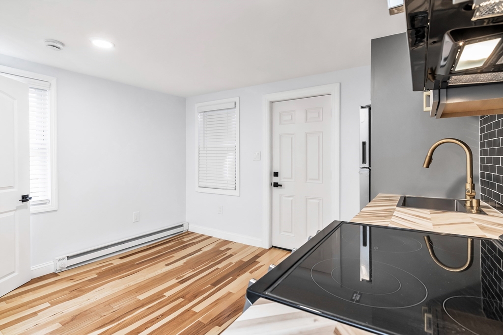 193 Appleton Street, Unit 3 Lowell, MA 01852 - Photo 16 of 27