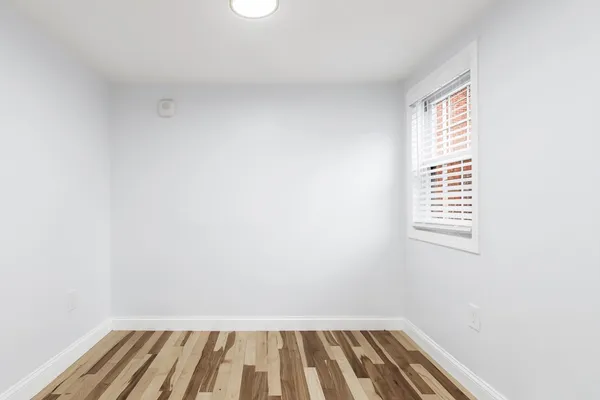 $1,700 | 193 Appleton Street, Unit 3, Lowell, MA 01852