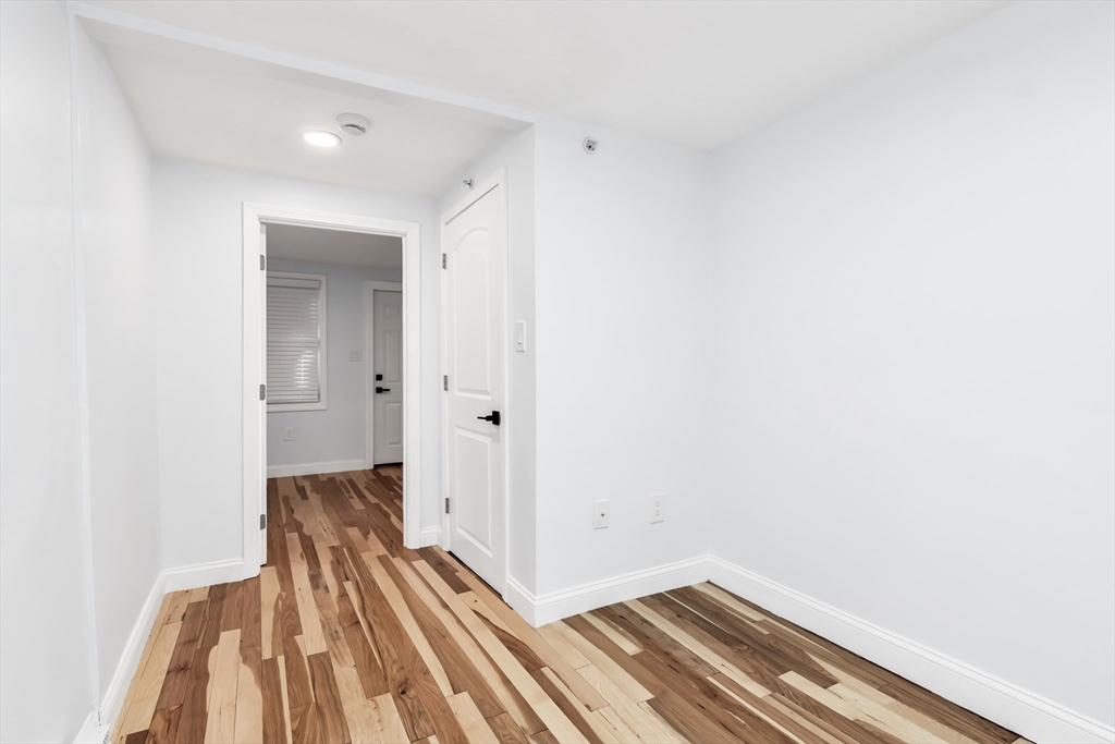 193 Appleton Street, Unit 3 Lowell, MA 01852 - Photo 23 of 27