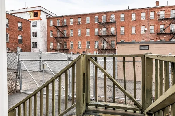 $1,700 | 193 Appleton Street, Unit 3, Lowell, MA 01852
